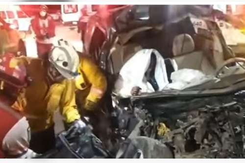 Fuerte video: Terrible accidente sucedió anoche en la Toluca-Atlacomulco; mujer queda atrapada